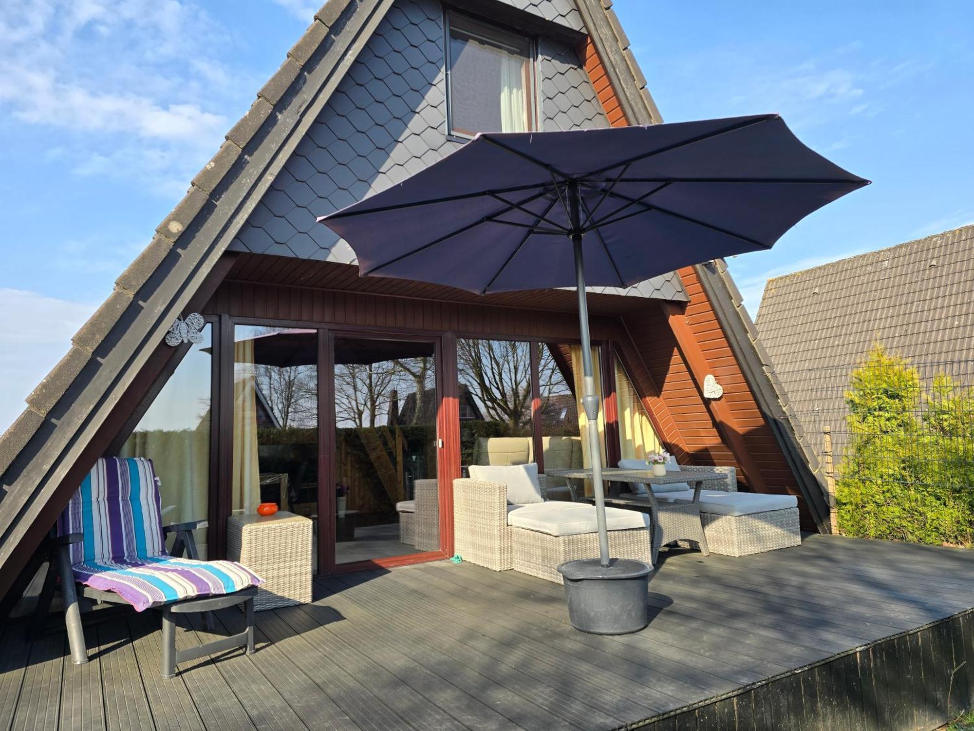 Haus Blume Carolinensiel Exterior foto